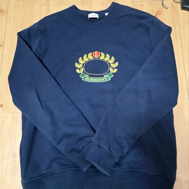 버버리 남성 맨투맨