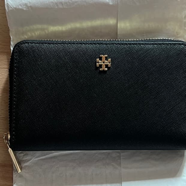 토리버치 에머슨 블랙 중지갑