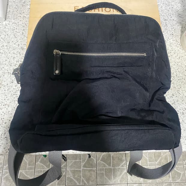 ANU ANU 블랙 백팩