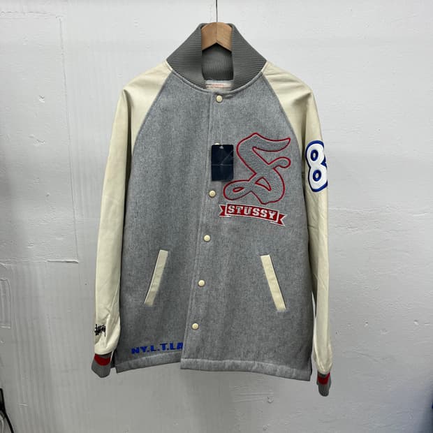 XL) DEAD STOCK 00's STUSSY VARSITY 