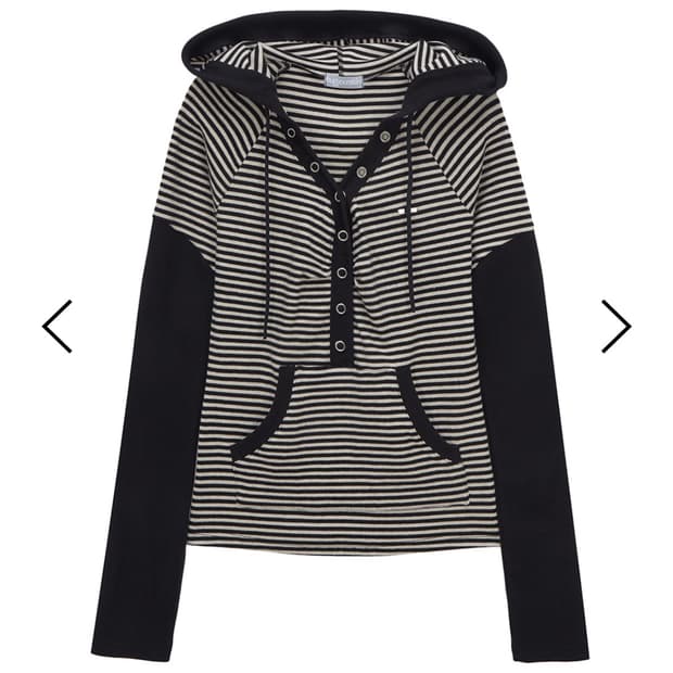 허그유어스킨 스트라이프 스냅 버튼 후디