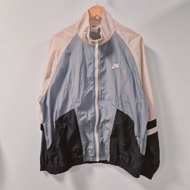 *무료배송*나이키 백로고 그레이 컬러블록 바람막이 XL(상태A급)