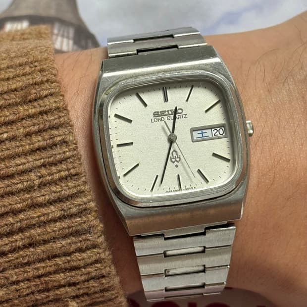 Seiko 세이코 쿼츠 Lord Quartz 스퀘어 Day-Date 19