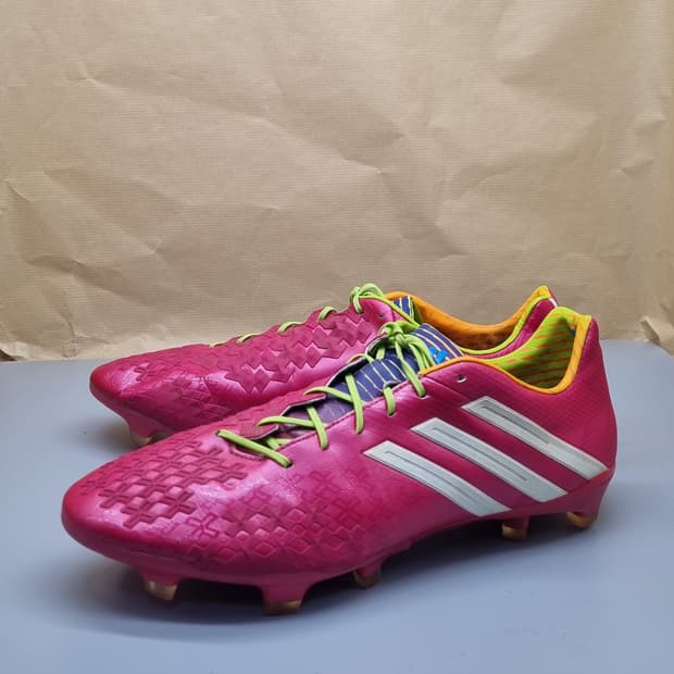 아디다스 프레데터 리셀존 축구화305