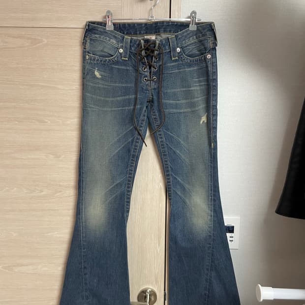 TRUE RELIGION 트루릴리젼 레이스업 부츠컷