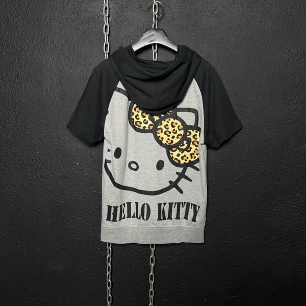 HELLO KITTY 반팔 후드집업
