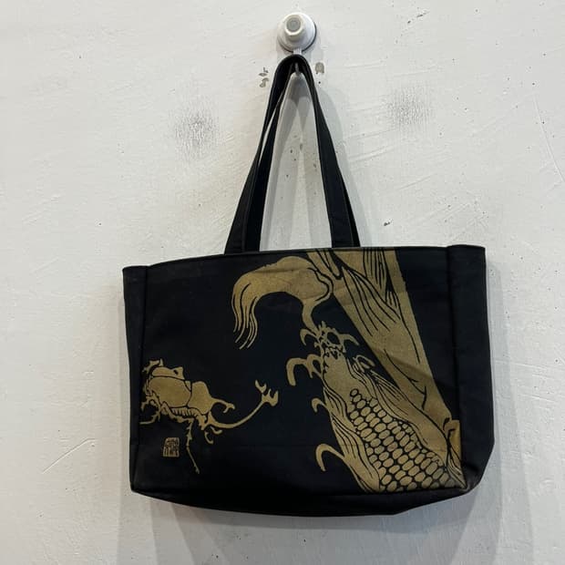 와타분 카부토무시 캔버스 토트백 Made in JAPAN