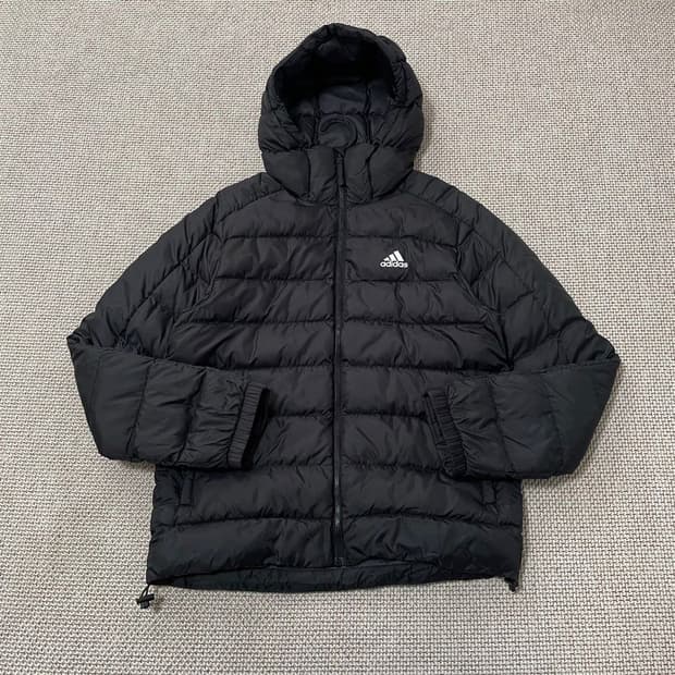 아디다스 후디 경량패딩. 5165