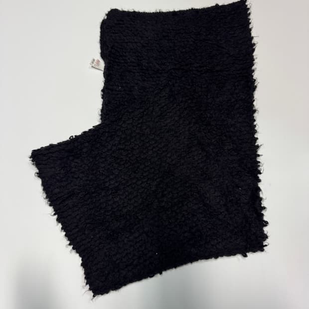 여성 톰보이 Tomboy 블랙 머플러 F