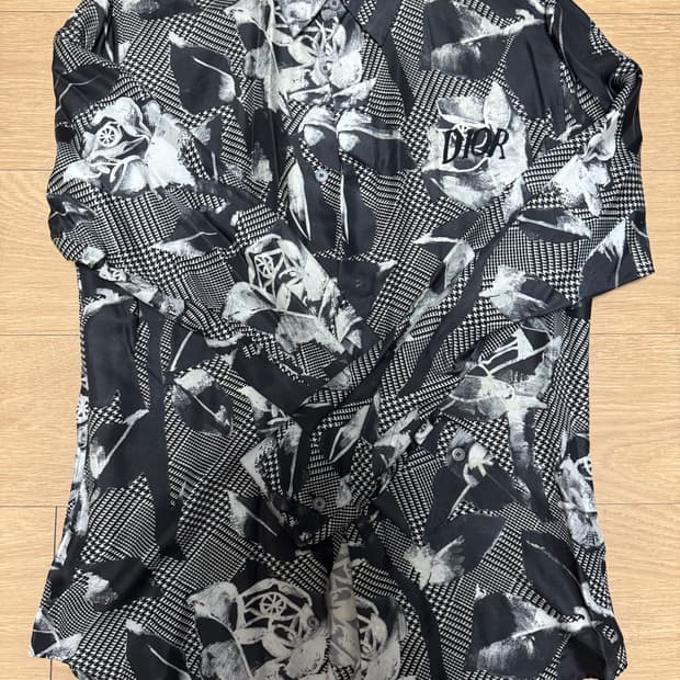 디올 플라워 실크셔츠