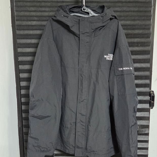 [노스페이스] 고프코어 바람막이 자켓 판매합니다.