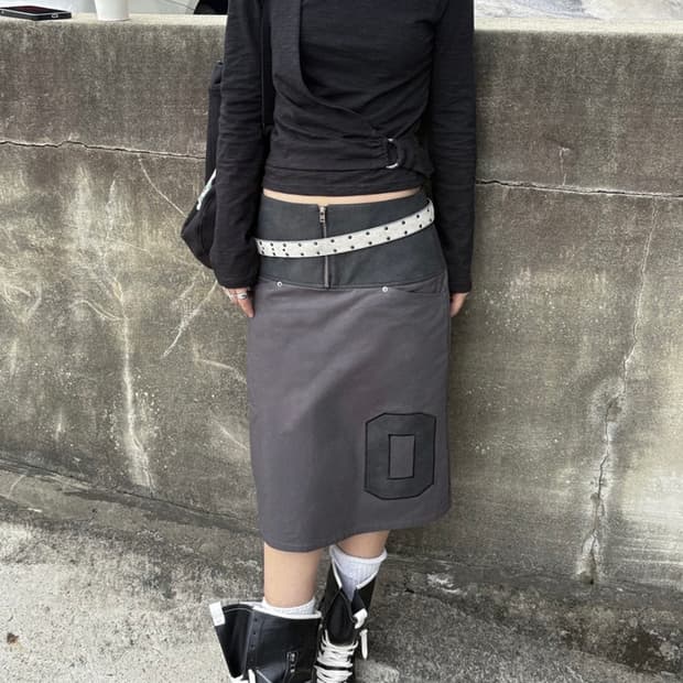 0104 공일공사 APPLIQUE EMBROIDERY 미디 스커트