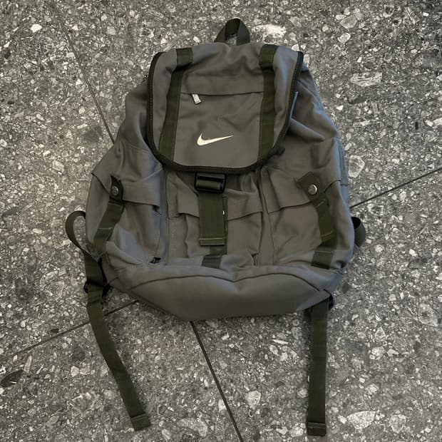 나이키 레트로 올드스쿨 백팩 유니크 처분 