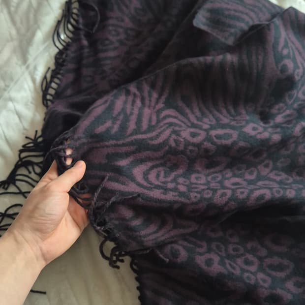 레오파드 버건디 머플러