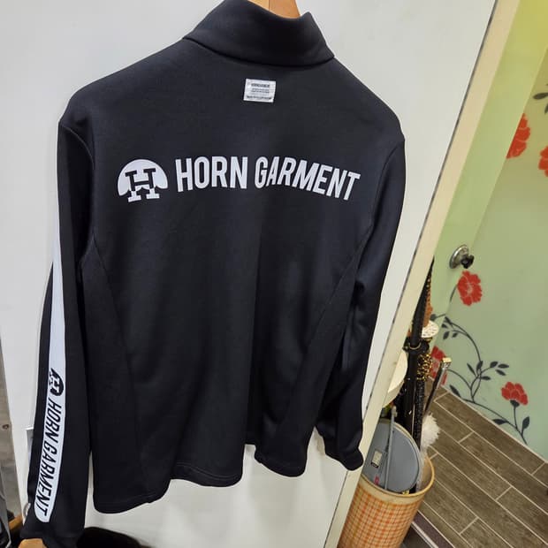 혼 가먼트 집업