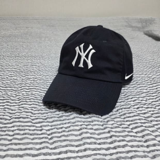 나이키 뉴욕양키스 클럽햇 네이비 L/XL