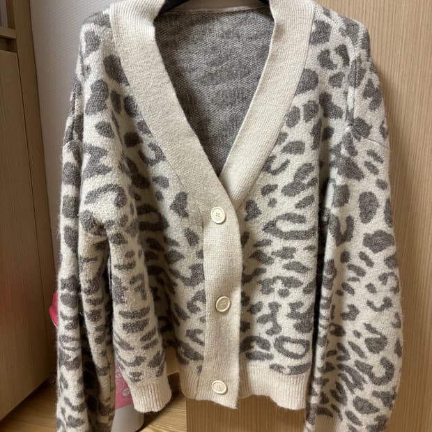 급전) 그레이 호피 가디건 레오파드 니트 오네갸루 자켓 탑 아우터