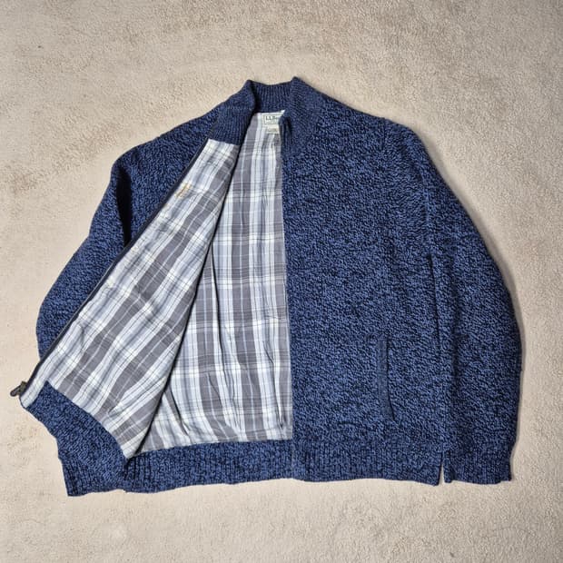 엘엘빈 니트 짚업

