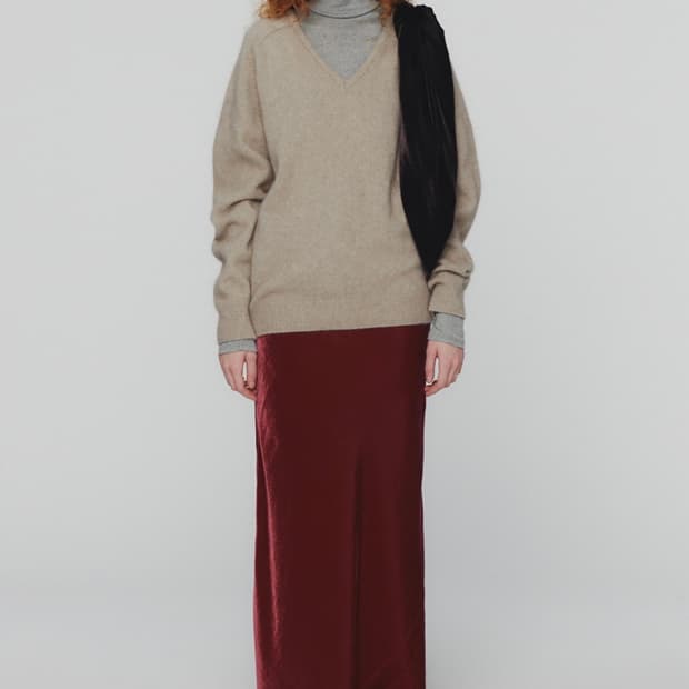 아모멘토 벨벳 스커트 VELVET DRAWSTRING MAXI SKIRT