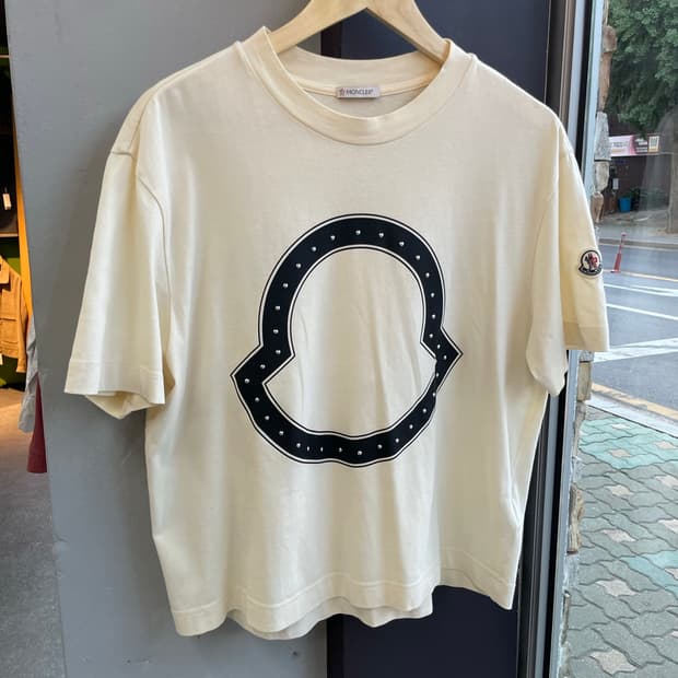 M/ 몽클레어 자수로고 와펜패치 여성 오버 크롭 반팔