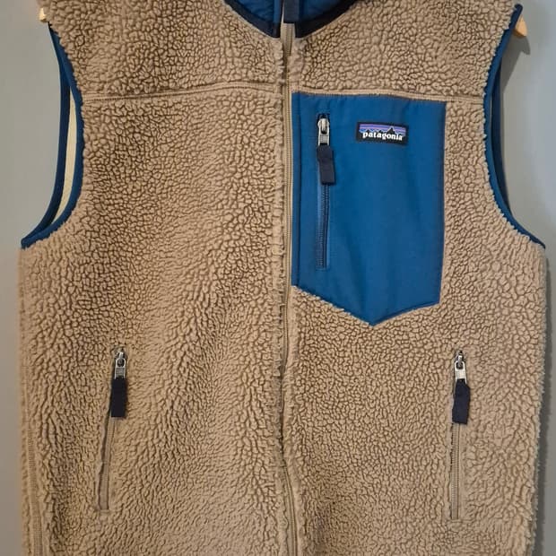 파타고니아 레트로 베스트 m사이즈 2회착용 상태굿