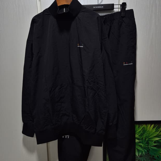 (세일)(새상품)라모드치프 블랙 트레이닝 아노락 세트