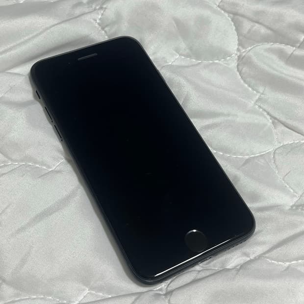 아이폰 SE3 256GB, 70%