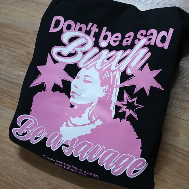 미사용급상태 디바마을 퀸가비 새비지 후디 후드티 쨍쨍한 원단