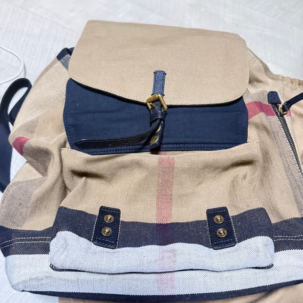 버버리 브룩데일 백팩