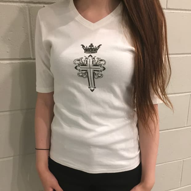“MURDER LICENSE” Cross V-Neck