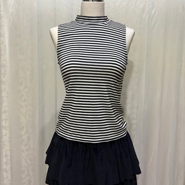 스트라이프 슬리브리스