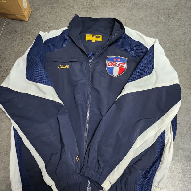 코르테이즈 프랑스 슈쿠 자켓