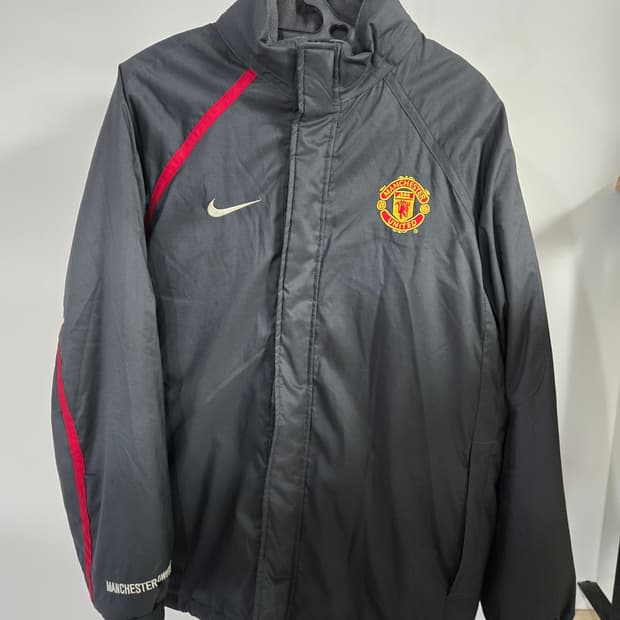 나이키 맨체스터 유나이티드 패딩