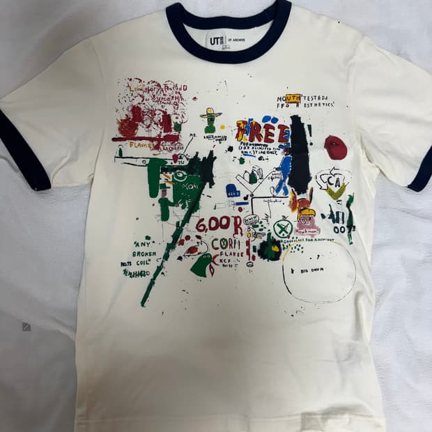 유니클로 반팔티