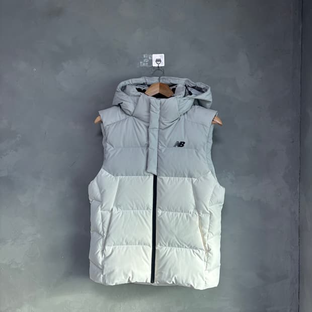 뉴발란스 구스다운 패딩조끼 화이트 그레이