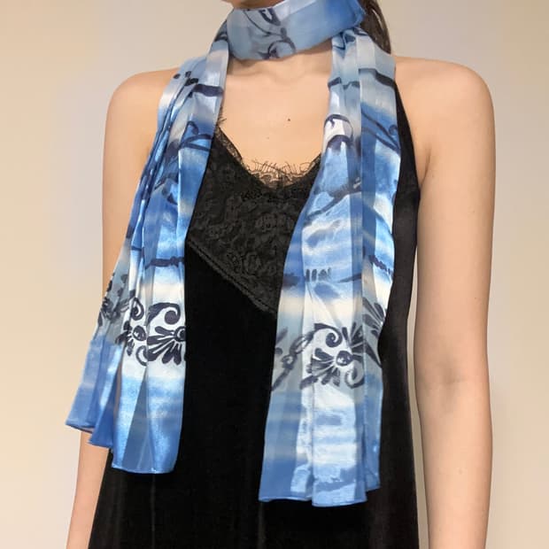 오션블루 패턴 빈티지 스카프
