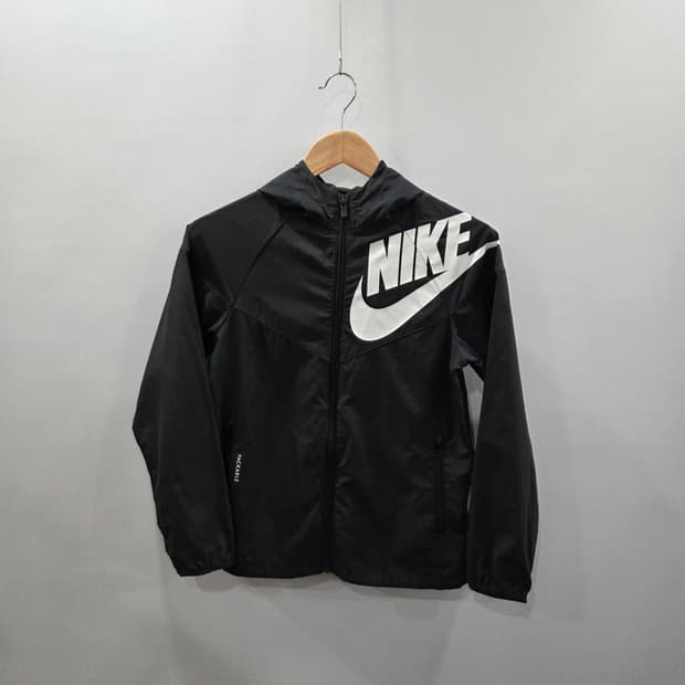 나이키 키즈 바람막이 자켓 M