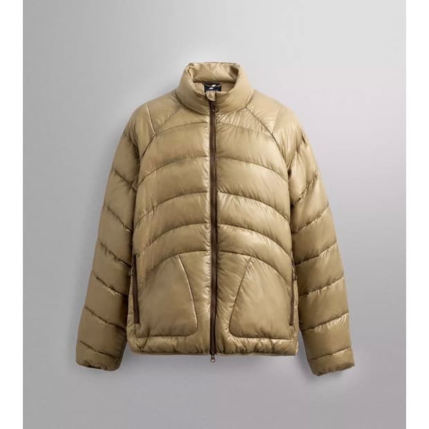 자라 에슬레틱스 패커블 경량패딩 새상품