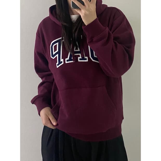 갭 후드티