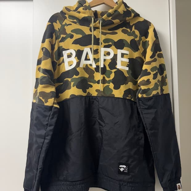 베이프 퍼스트 카모 풀오버 후드