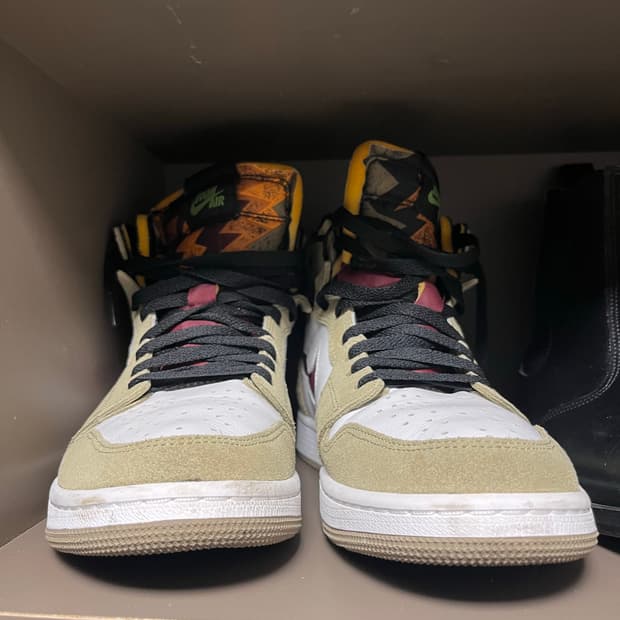 나이키 에어조던 1 줌 에어컴포트 뉴트럴 올리브 9.5d