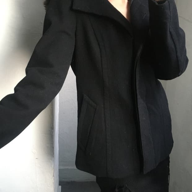 Burberry 버버리 블루라벨 퍼 트리밍 후드 하프 자켓