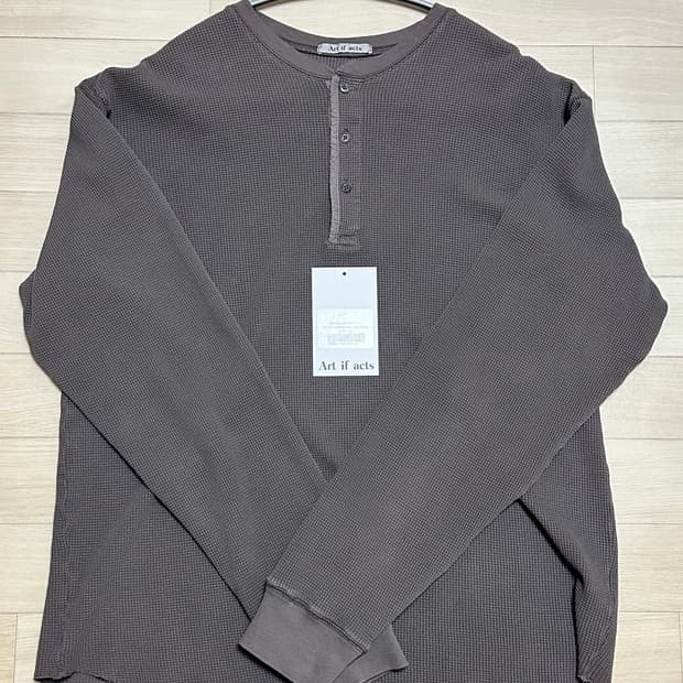 아트이프액츠 헨리넥 새상품