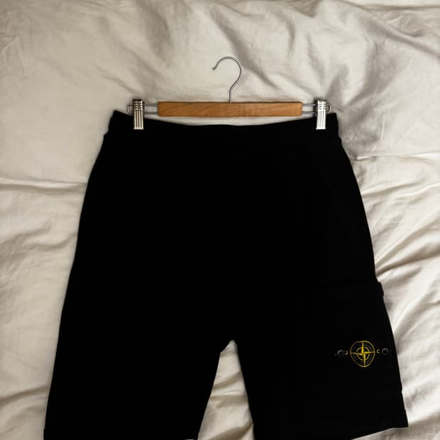 스톤아일랜드 버뮤다 팬츠 s