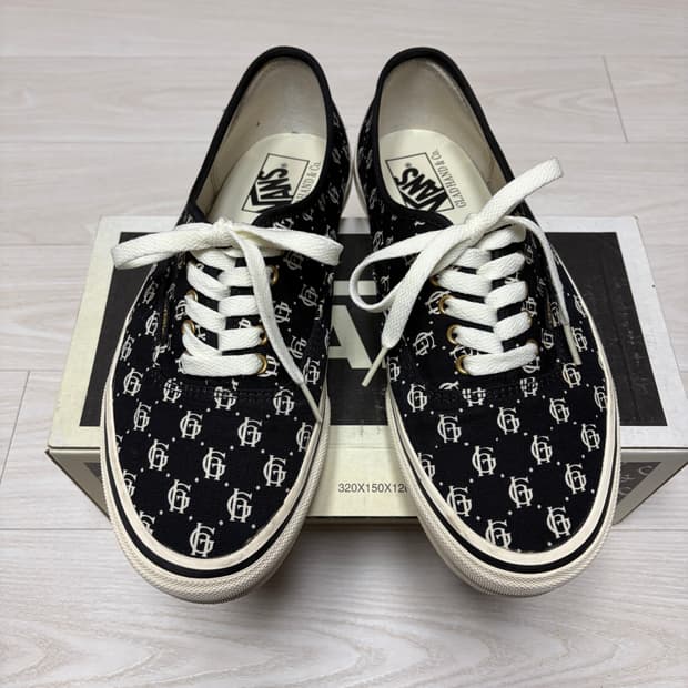 글래드핸드 x 반스 어센틱 민트급 270사이즈 풀박