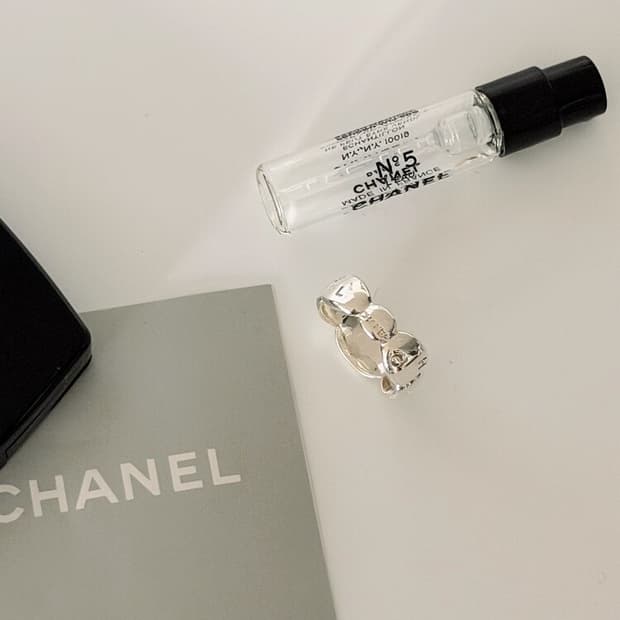 빈티지 샤넬 실버 카멜리아 반지
