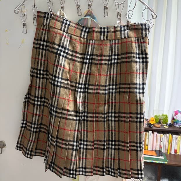 버버리 빈티지 치마