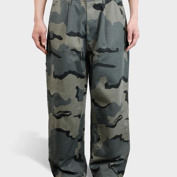 [M] 바이닐 아카이브 25ss 카모 더블니 팬츠