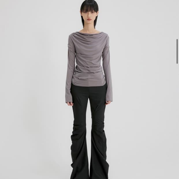 플레어업 드레이프 롱 슬리브 차콜