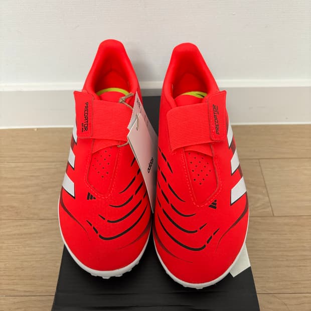 아디다스 축구화 220 새상품